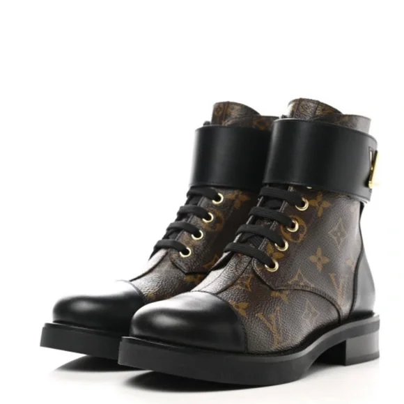 Louis Vuitton | Shoes | They Are Too Small For Me I Wore  display picture 3